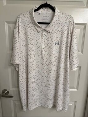 Under Armour Men’s Playoff Polo with Gold/Blue Star Print